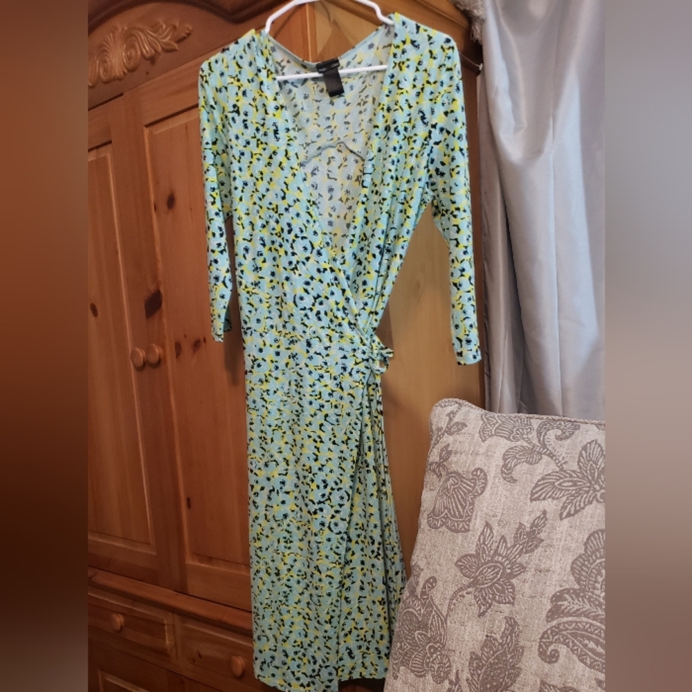 Max And Cleo Wrap Around Dress Blue+greens,midi,long Sleeve  Print,med